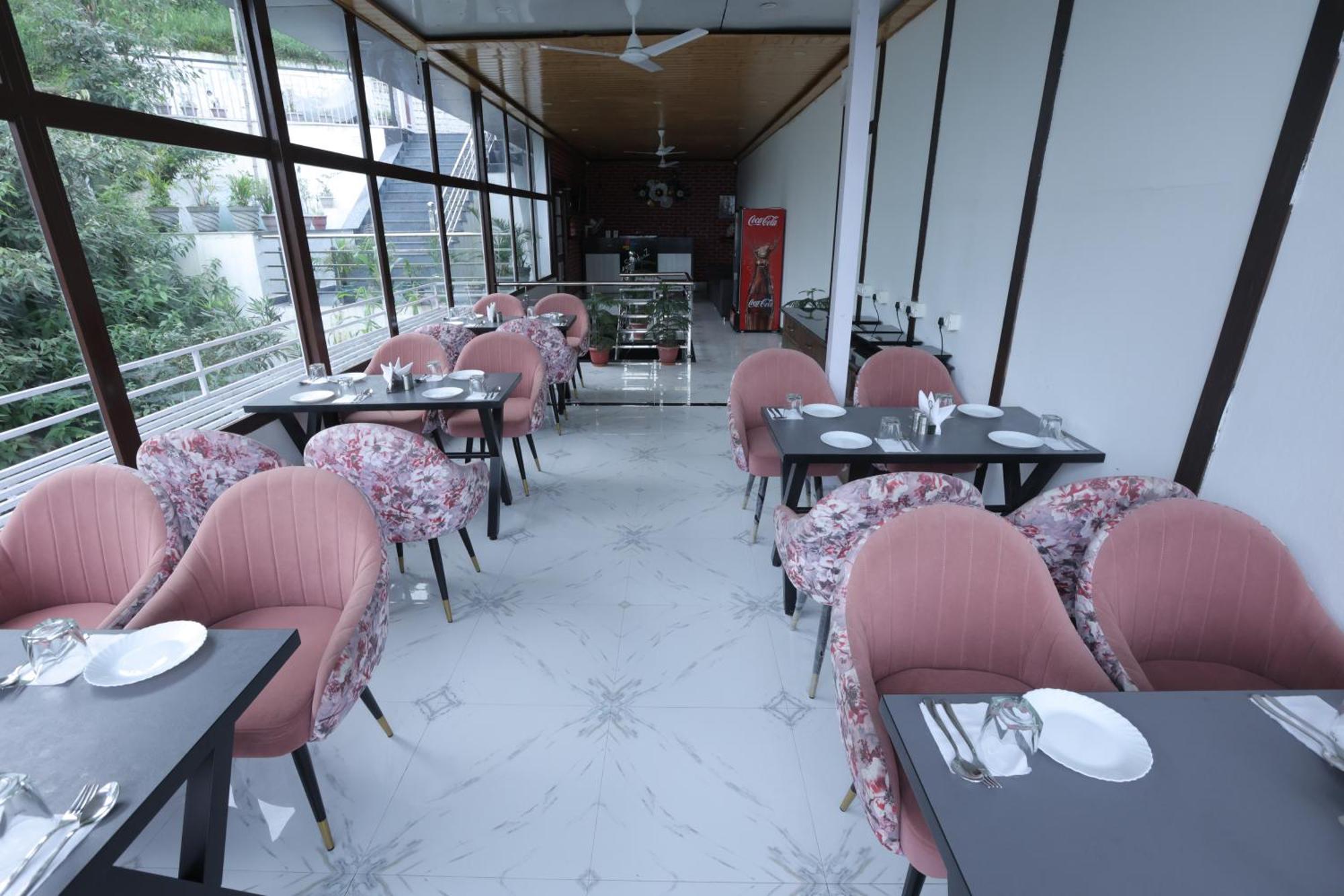 Studioz Paradise Hills Mussoorie Exterior foto