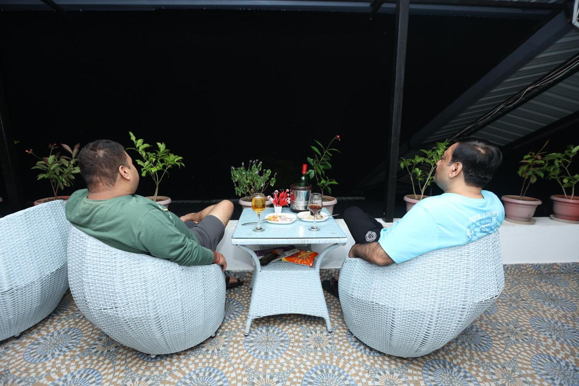Studioz Paradise Hills Mussoorie Exterior foto