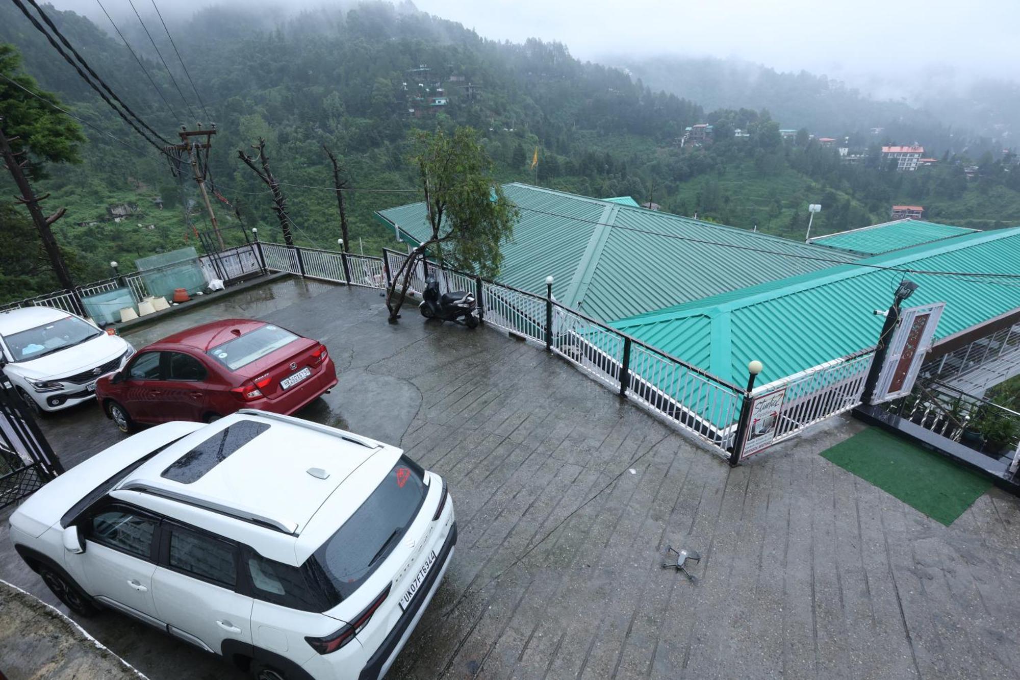 Studioz Paradise Hills Mussoorie Exterior foto